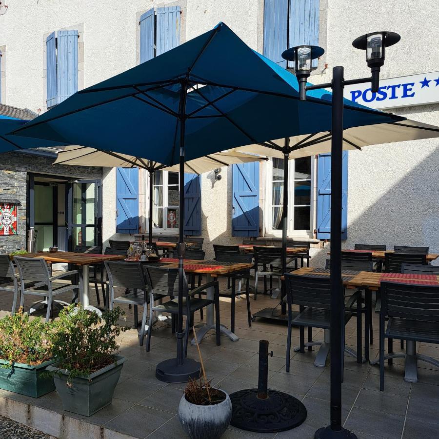 Hotel De La Poste Tardets-Sorholus Екстериор снимка