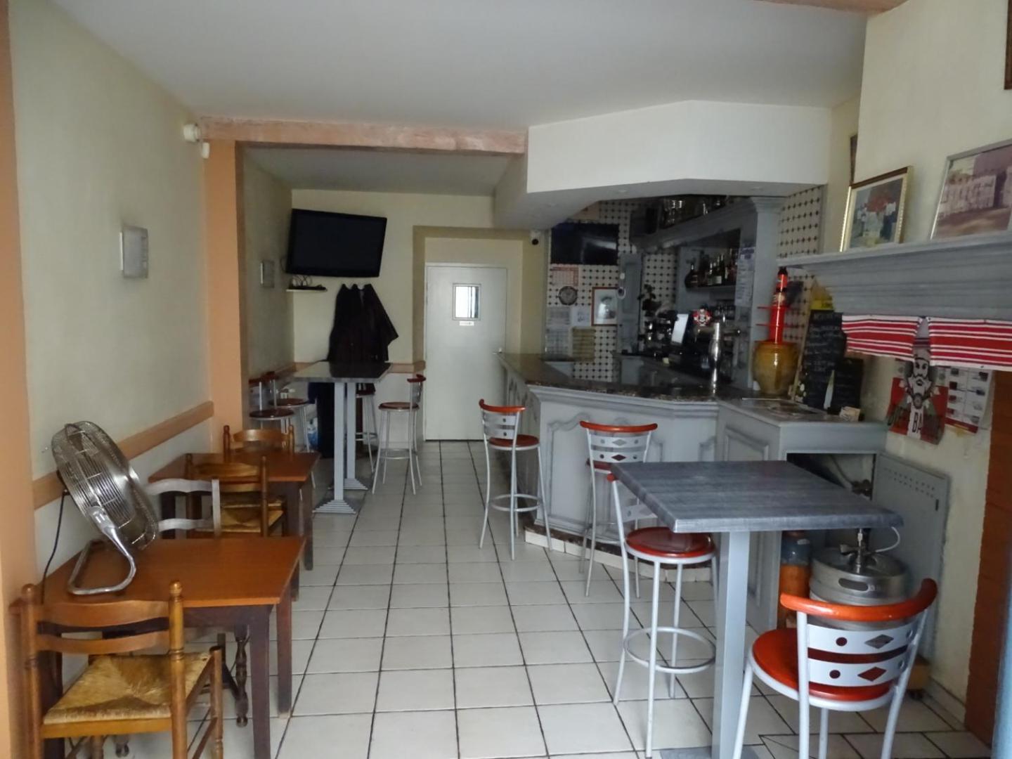 Hotel De La Poste Tardets-Sorholus Екстериор снимка