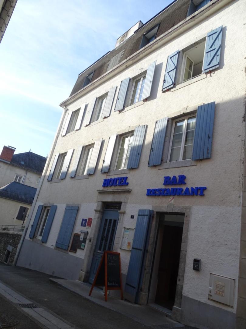 Hotel De La Poste Tardets-Sorholus Екстериор снимка