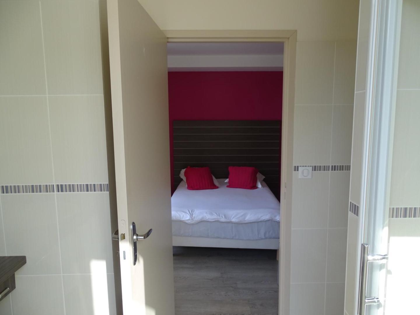 Hotel De La Poste Tardets-Sorholus Екстериор снимка